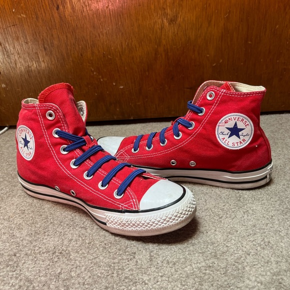 Large Jessica Simpson shoulder - tan with brown details - Picture 9 of 12